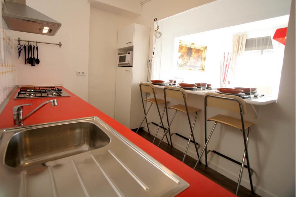 Near Clot & Sagrada Familia Apartment บาร์เซโลนา ภายนอก รูปภาพ