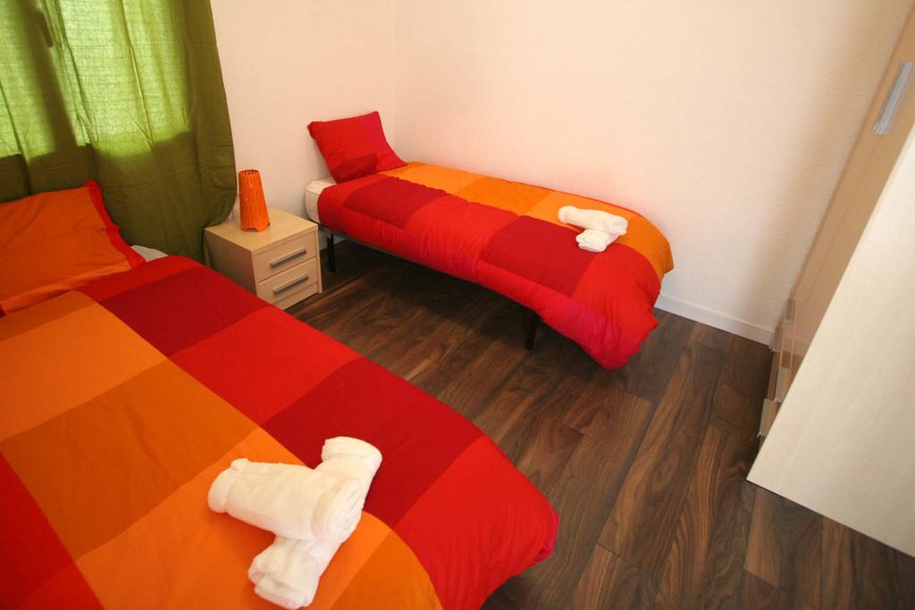 Near Clot & Sagrada Familia Apartment บาร์เซโลนา ภายนอก รูปภาพ